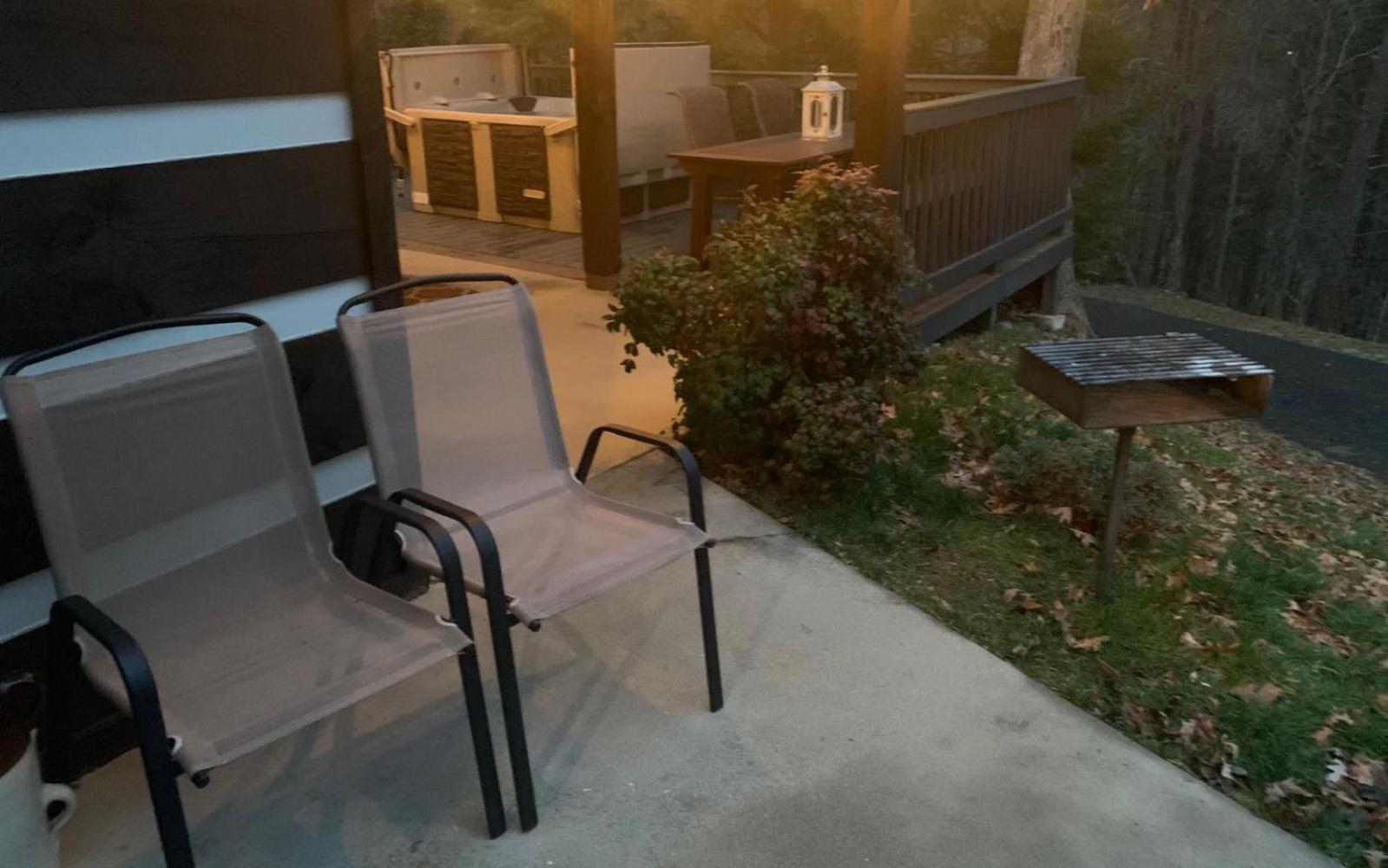 Wooded Bliss Hot Tub Single Level Cabin With No Steps Rocking Chairs And Wooded Views Pigeon Forge Luaran gambar