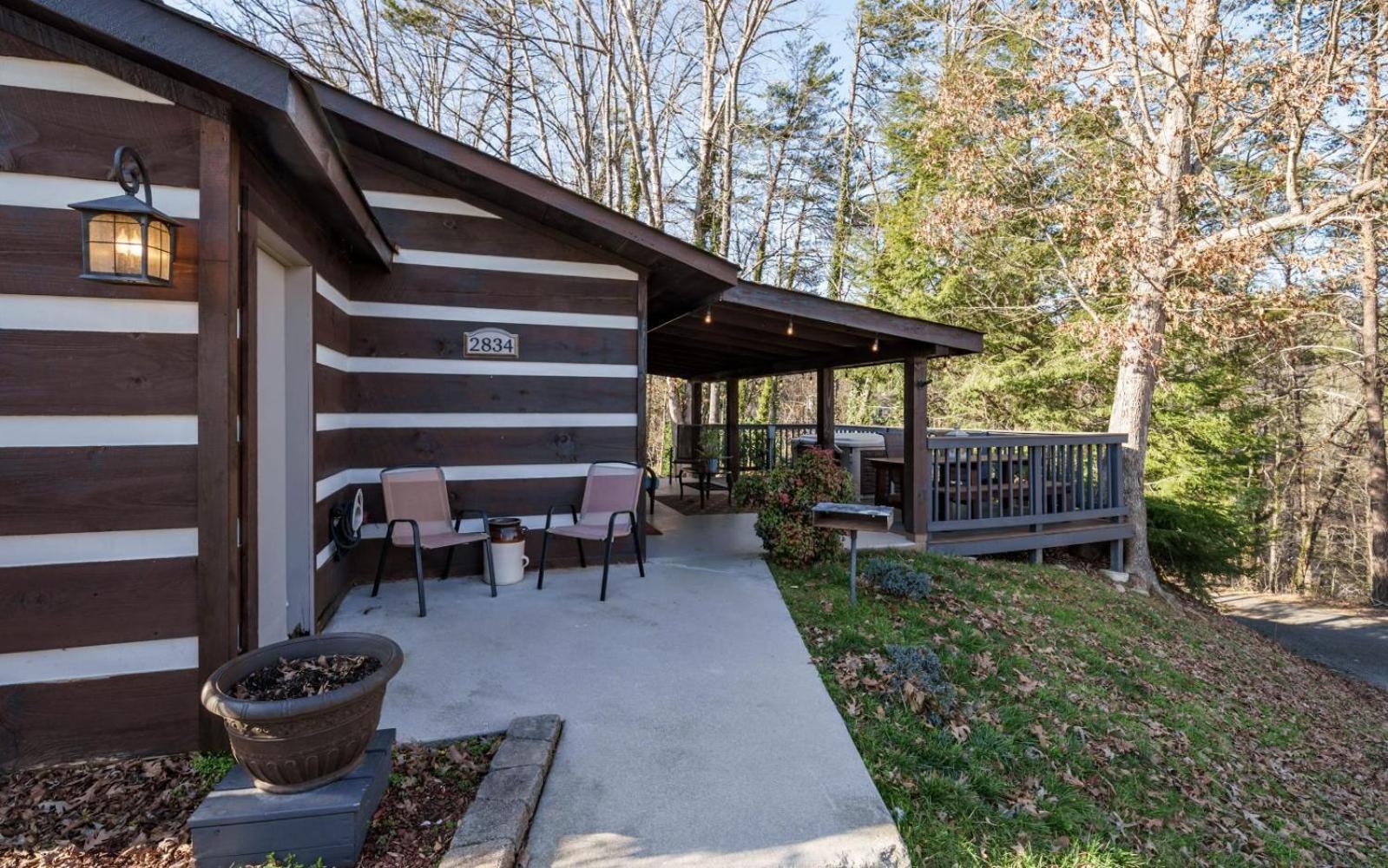 Wooded Bliss Hot Tub Single Level Cabin With No Steps Rocking Chairs And Wooded Views Pigeon Forge Luaran gambar