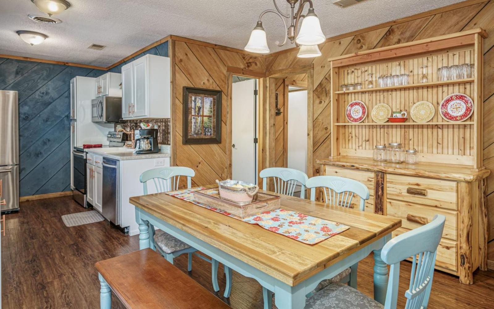 Wooded Bliss Hot Tub Single Level Cabin With No Steps Rocking Chairs And Wooded Views Pigeon Forge Luaran gambar